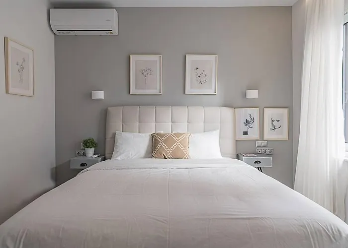 A12 Pristine 1Bedrooom Flat Near Parthenon In Athens\' Heart