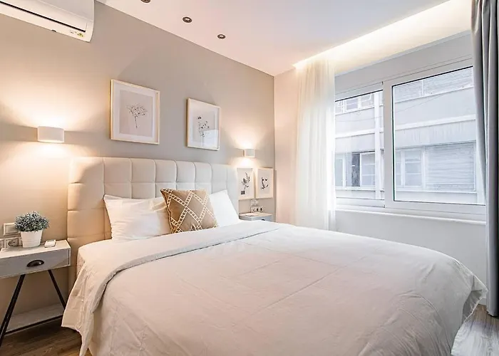 A12 Pristine 1Bedrooom Flat Near Parthenon In Athens\' Heart