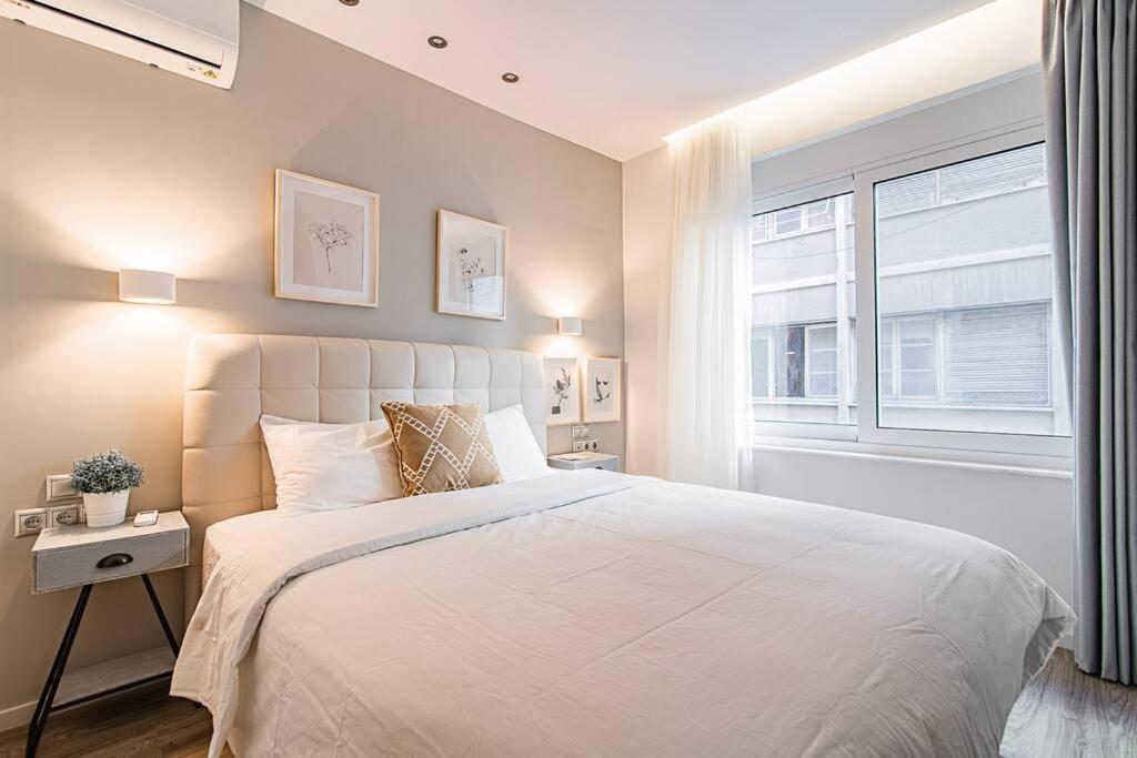 A12 Pristine 1bedrooom Flat Near Parthenon In Athens' Heart Athen